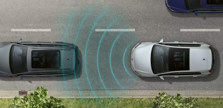 Adaptive cruise control in het dashboard